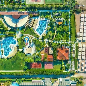 Ośrodek wypoczynkowy Sherwood Exclusive Lara *****
